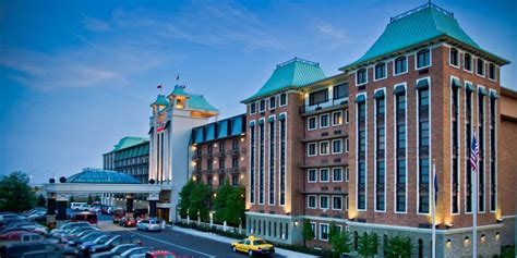 hotels near kentucky derby churchill downs|Best Hotels Near Churchill Downs, Louisville .